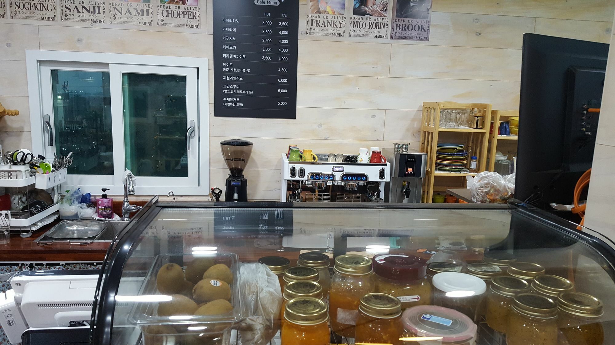 Wind Jeju Cafe & Pension Seogwipo Ngoại thất bức ảnh