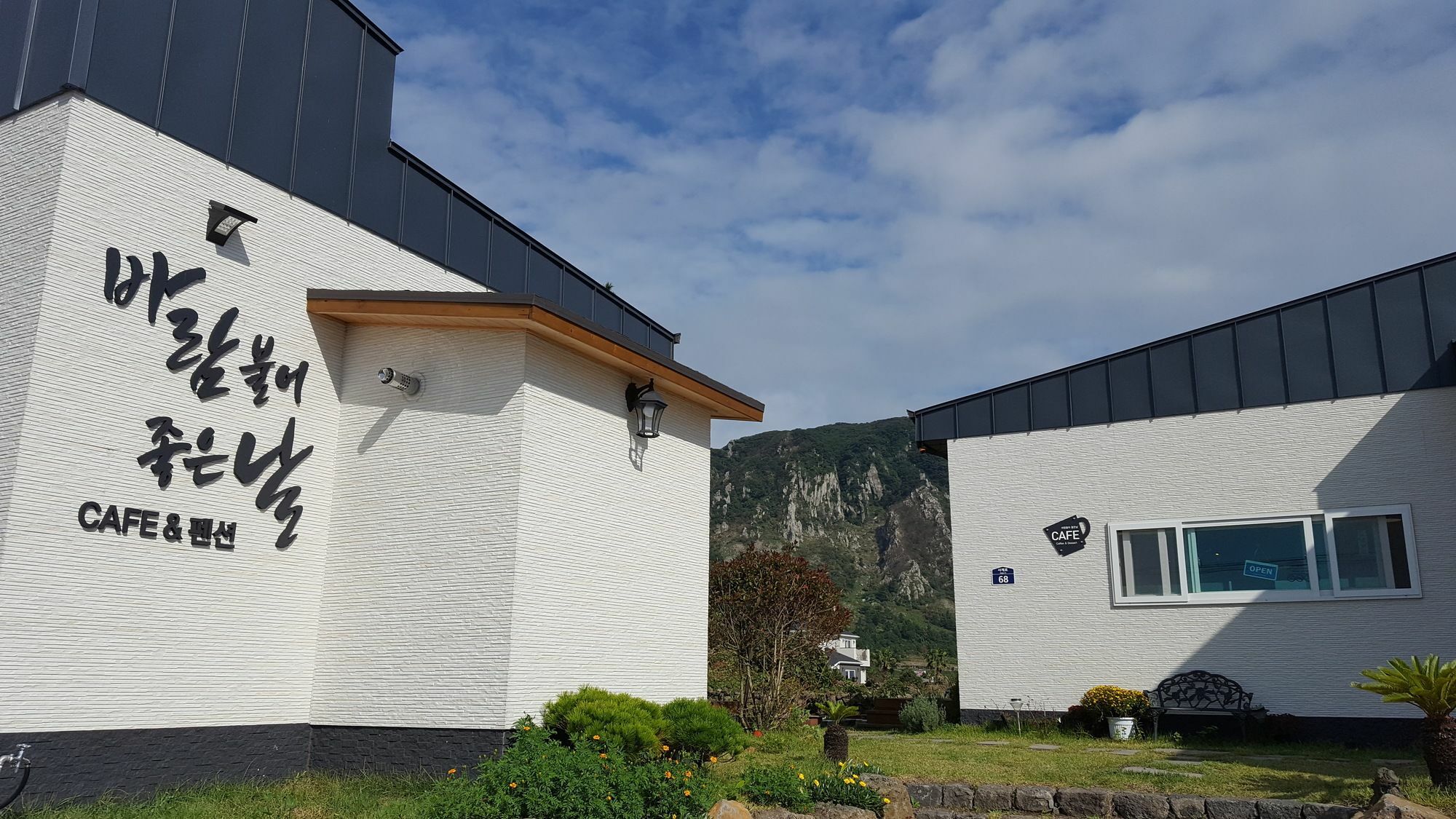 Wind Jeju Cafe & Pension Seogwipo Ngoại thất bức ảnh