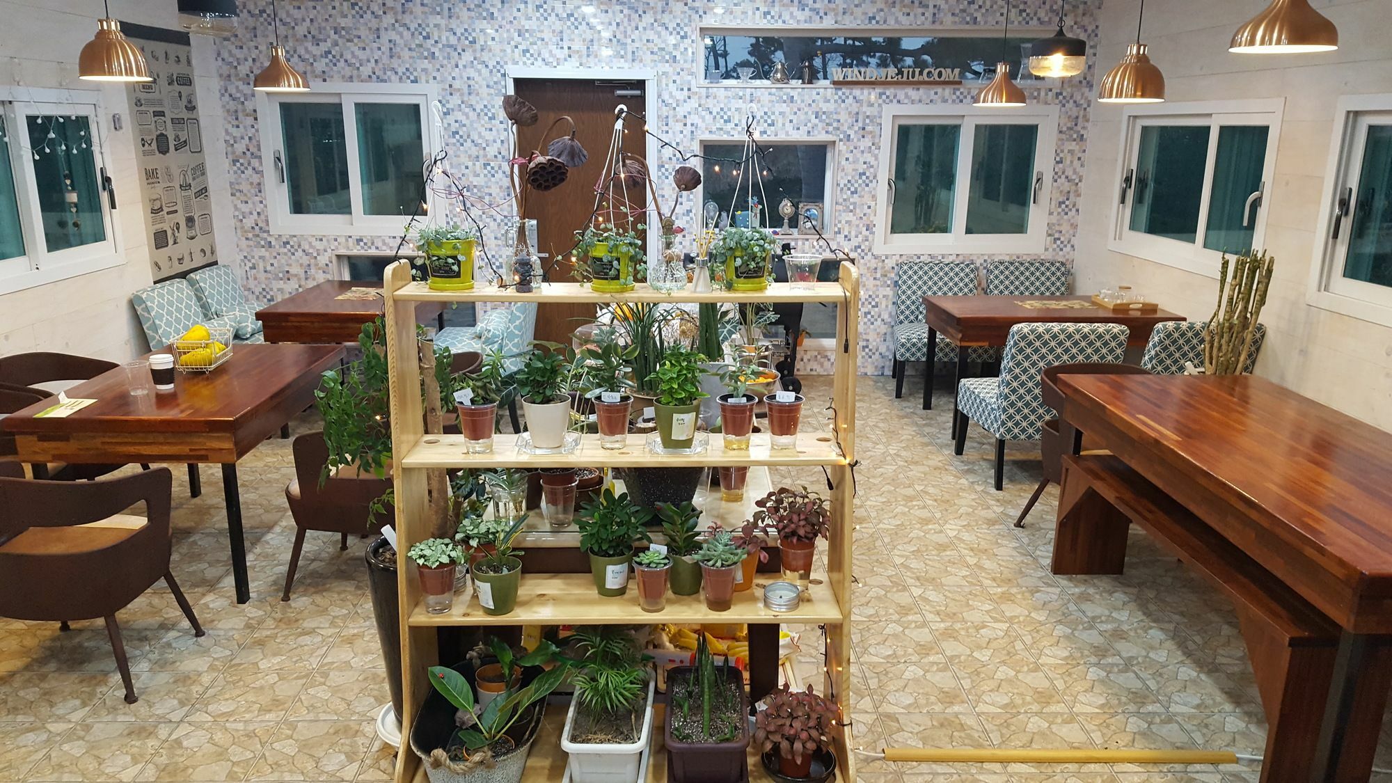 Wind Jeju Cafe & Pension Seogwipo Ngoại thất bức ảnh